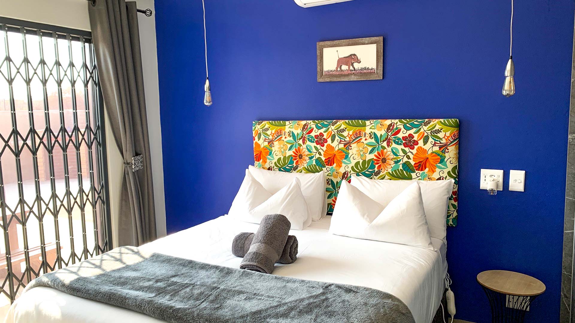 Elephant House - Cosy Accommodation in Phelabontle